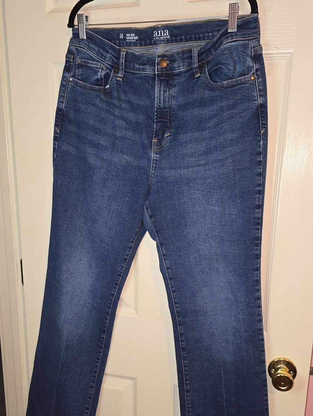 a.n.a Dark Blue Straight-Leg Women's Jeans